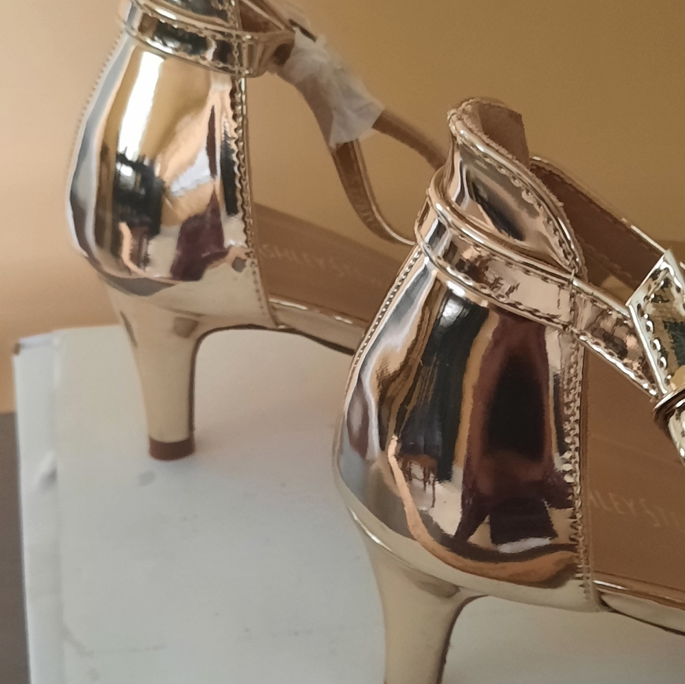 Open Toe Heels - Picture 6 of 8